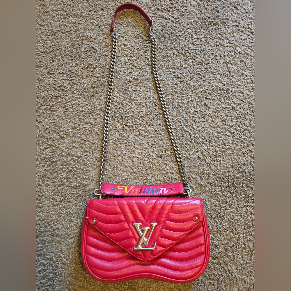 Louis Vuitton New Wave PM Chain Bag! - Picture 5 of 16
